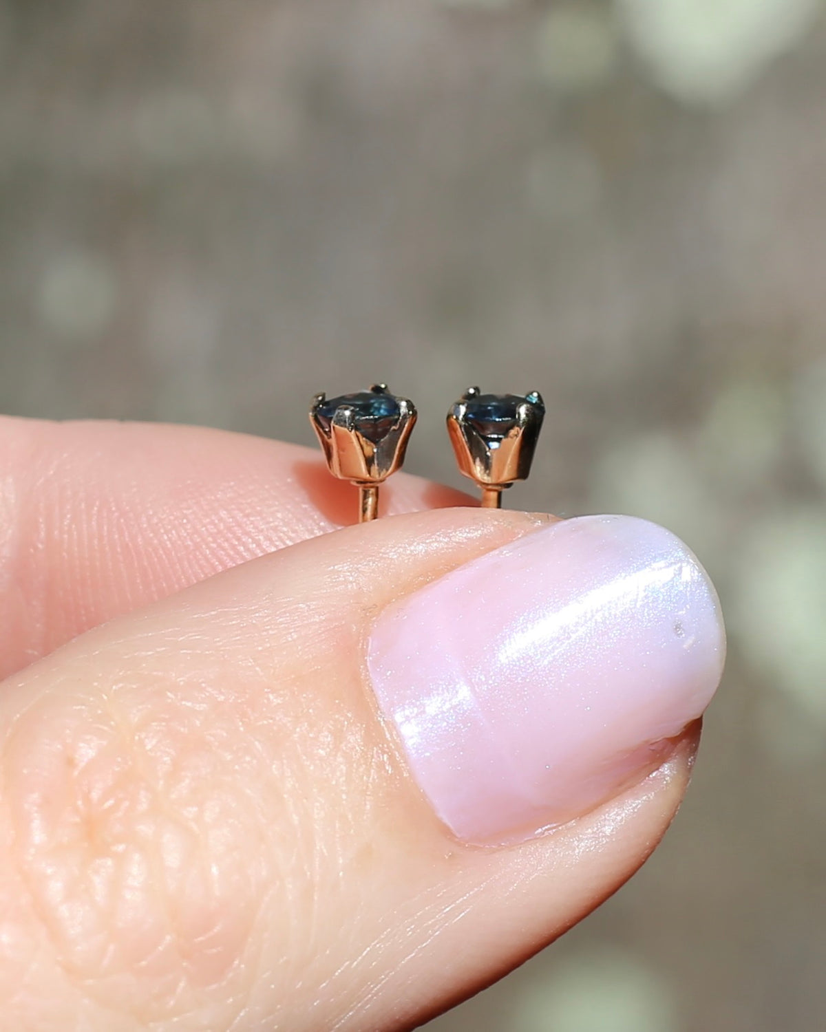 0.9ct Natural Blue and Teal Sapphire Studs, 9ct Yellow Gold, 0.92g