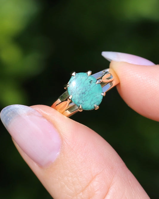 Vintage Turquoise Cabochon Ring, Multi Claw Set 9ct Yellow Gold, size P1/2 or 7.75 , 2.96g