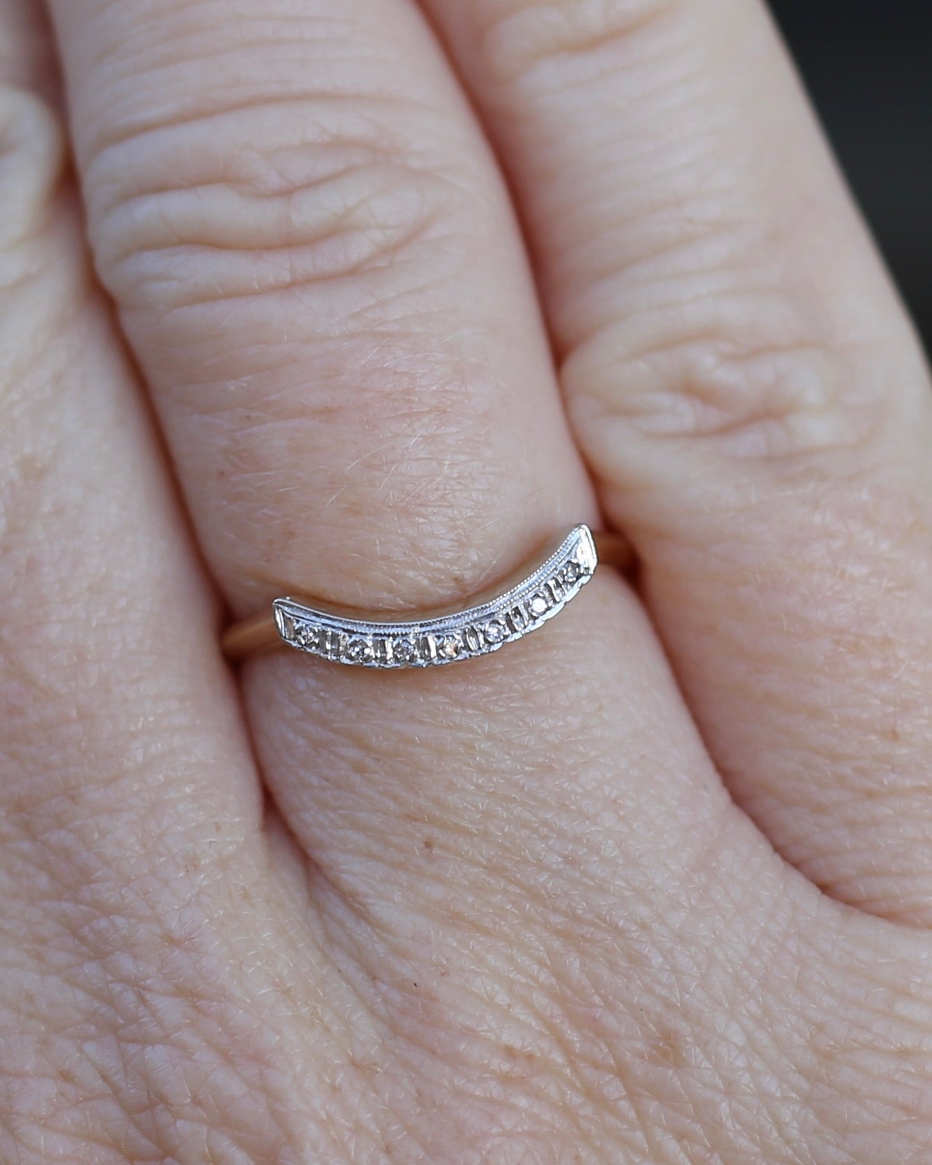 Vintique 7 Stone Single Cut Diamond & Milgrain Curved Stacker Ring, 14ct Yellow and White Gold, size P or just over 7.5, 1.49g
