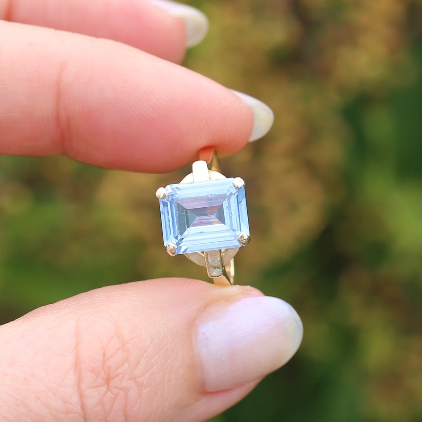 Emerald Cut Synthetic Blue Spinel in Gorgeous Art Deco Setting, 14ct Yellow Gold, size O or 7.25