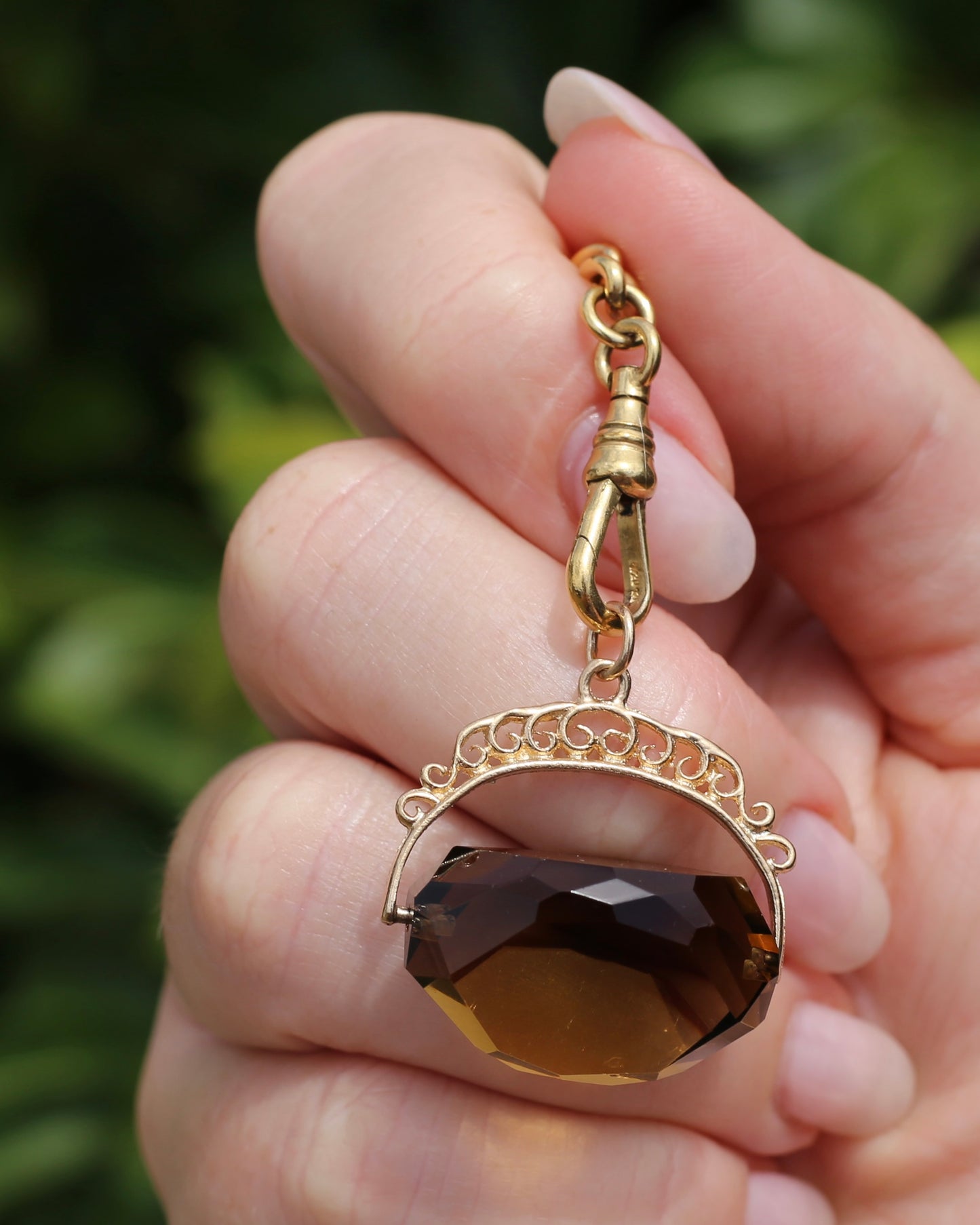 1975 Made Smoky Quartz Spinner Pendant, 9ct Yellow Gold, 8.99g