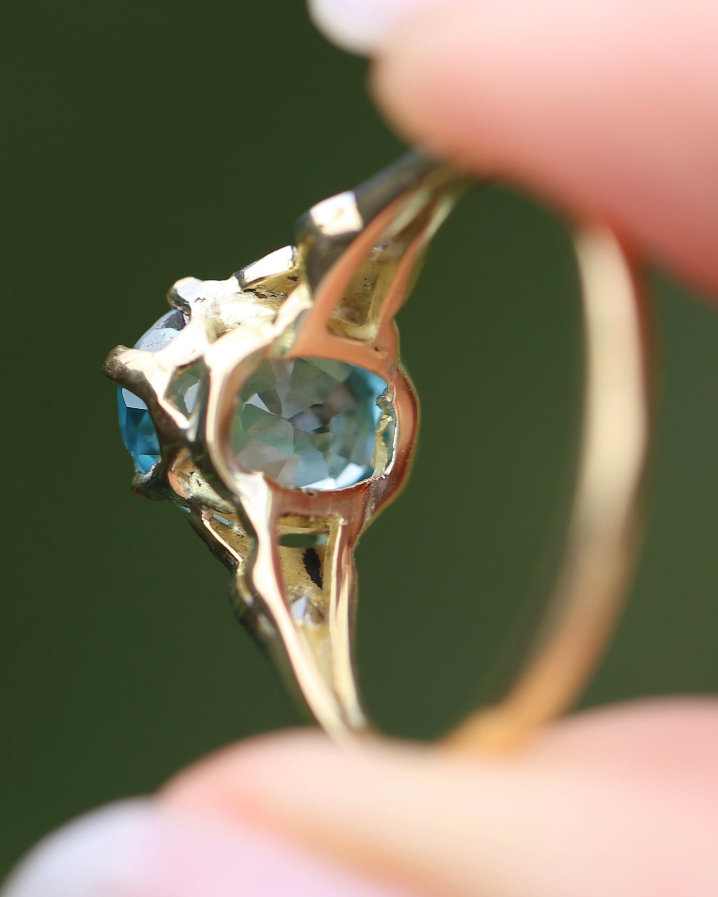 Circa 1930s Art Deco Blue Zircon and Diamond Ring, 18ct size just over M1/2 or 6.5, 2.80g