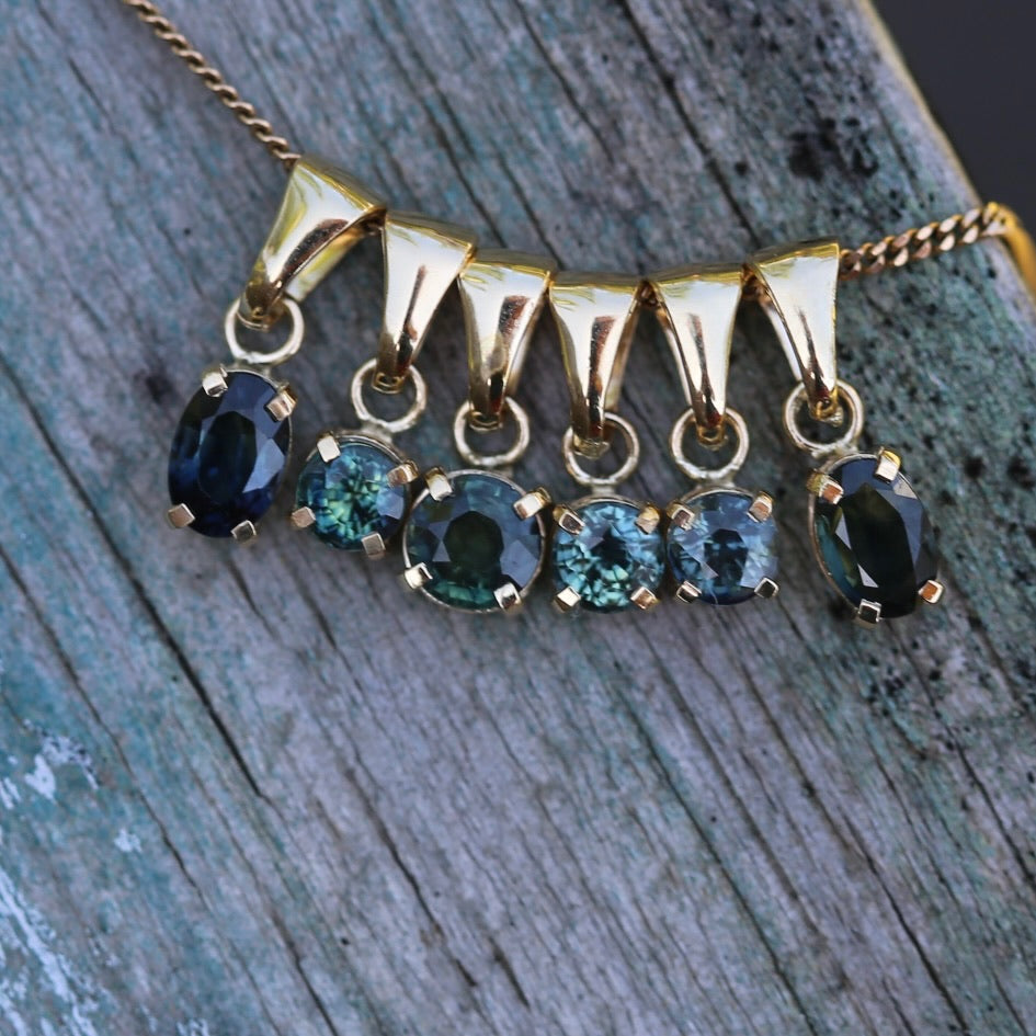 Parti pendants, 4 claw, 9ct yellow gold