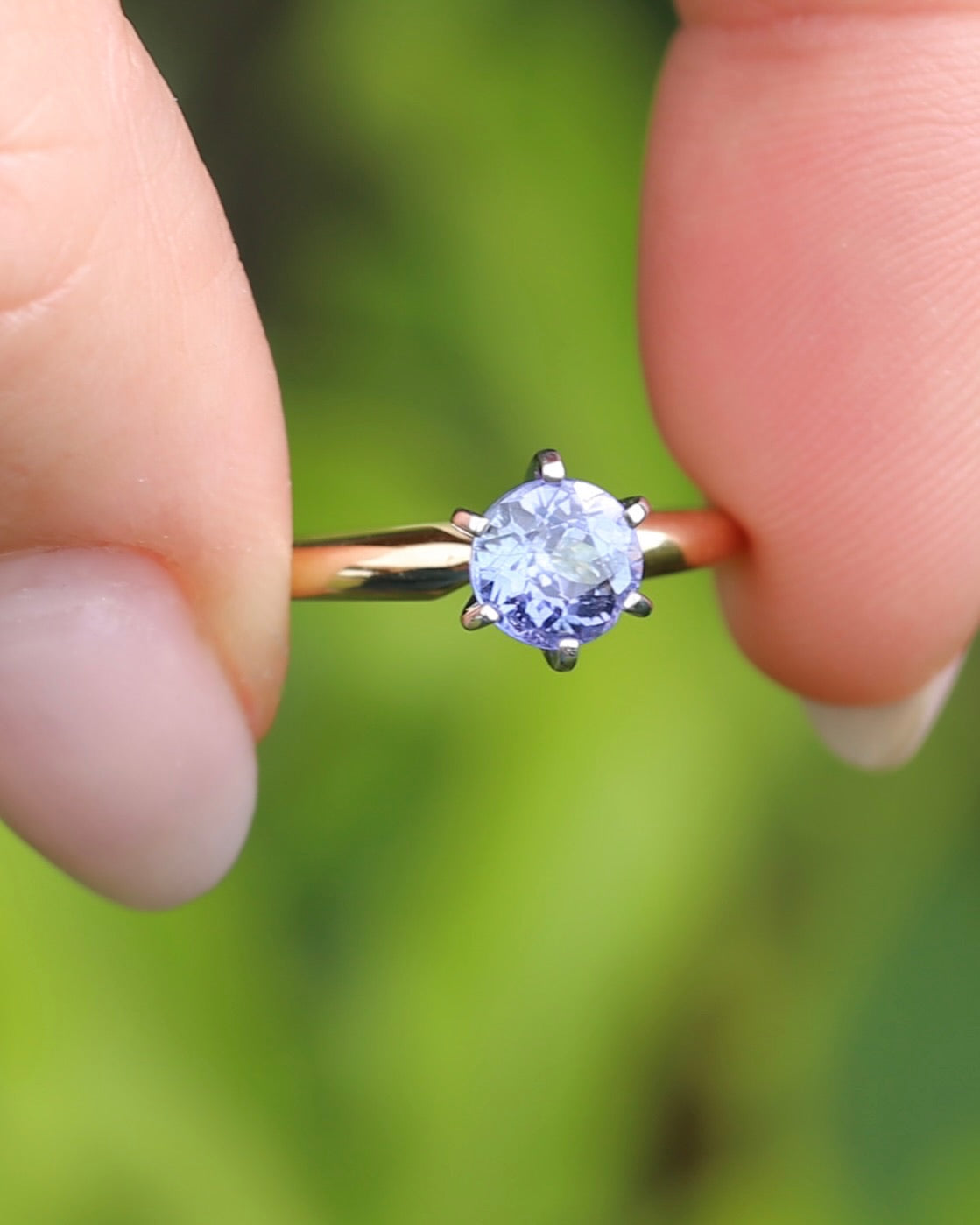 6mm Tanzanite Round Solitaire, 14ct Yellow and White Gold, size N1/2 or 7, 2.57g