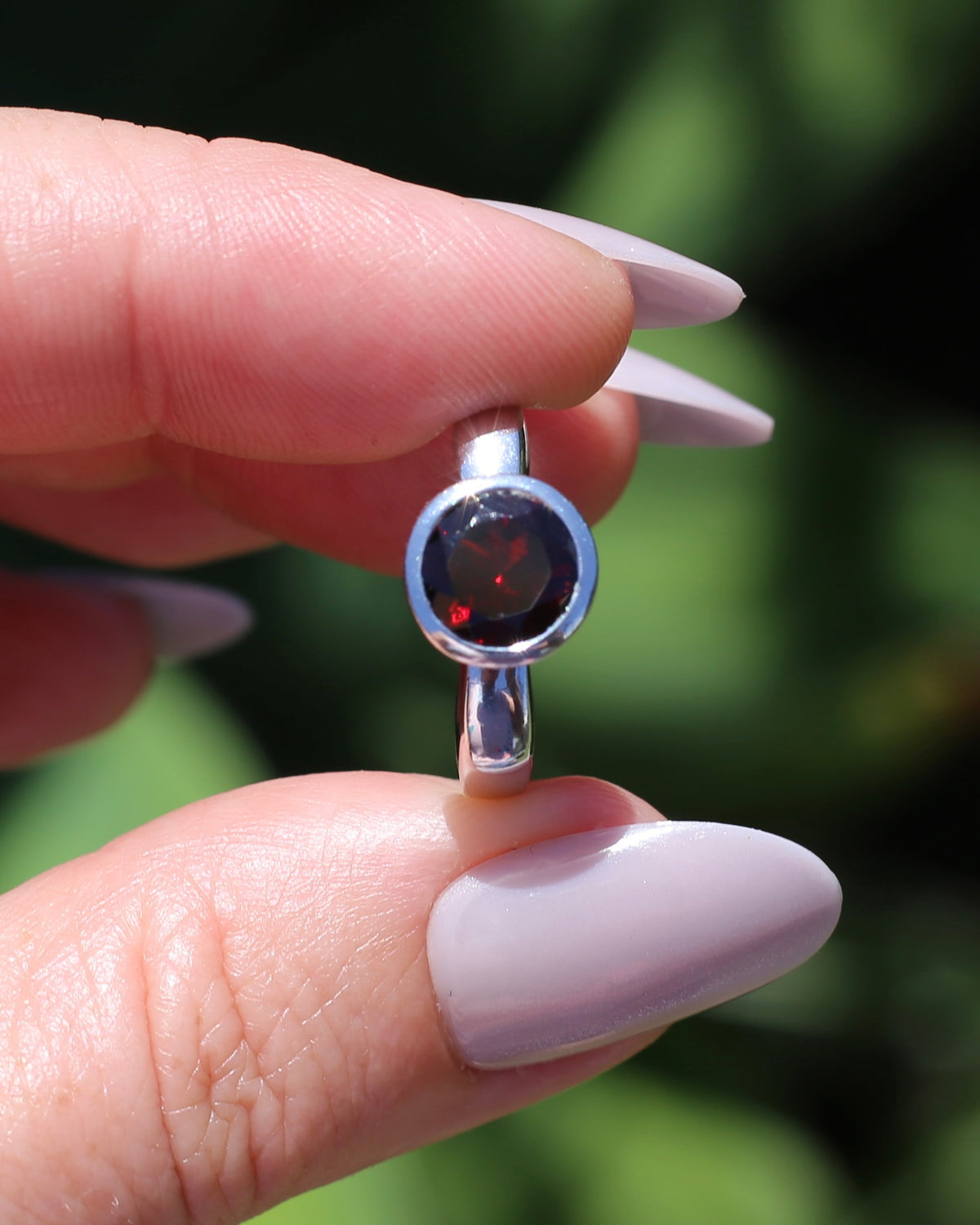 9mm Round Garnet in Bezel Set Silver Ring, Sterling Silver, size 7 or just over N1/2, 4.16g