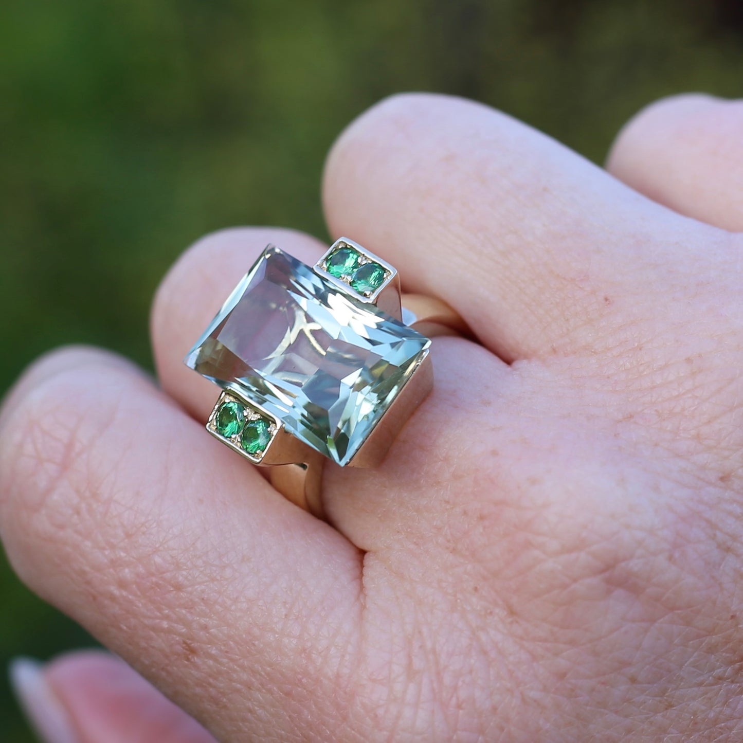 Vintage 15ct Prasiolite Green Quartz and Chrome Diopside Cocktail Ring, size U or 10