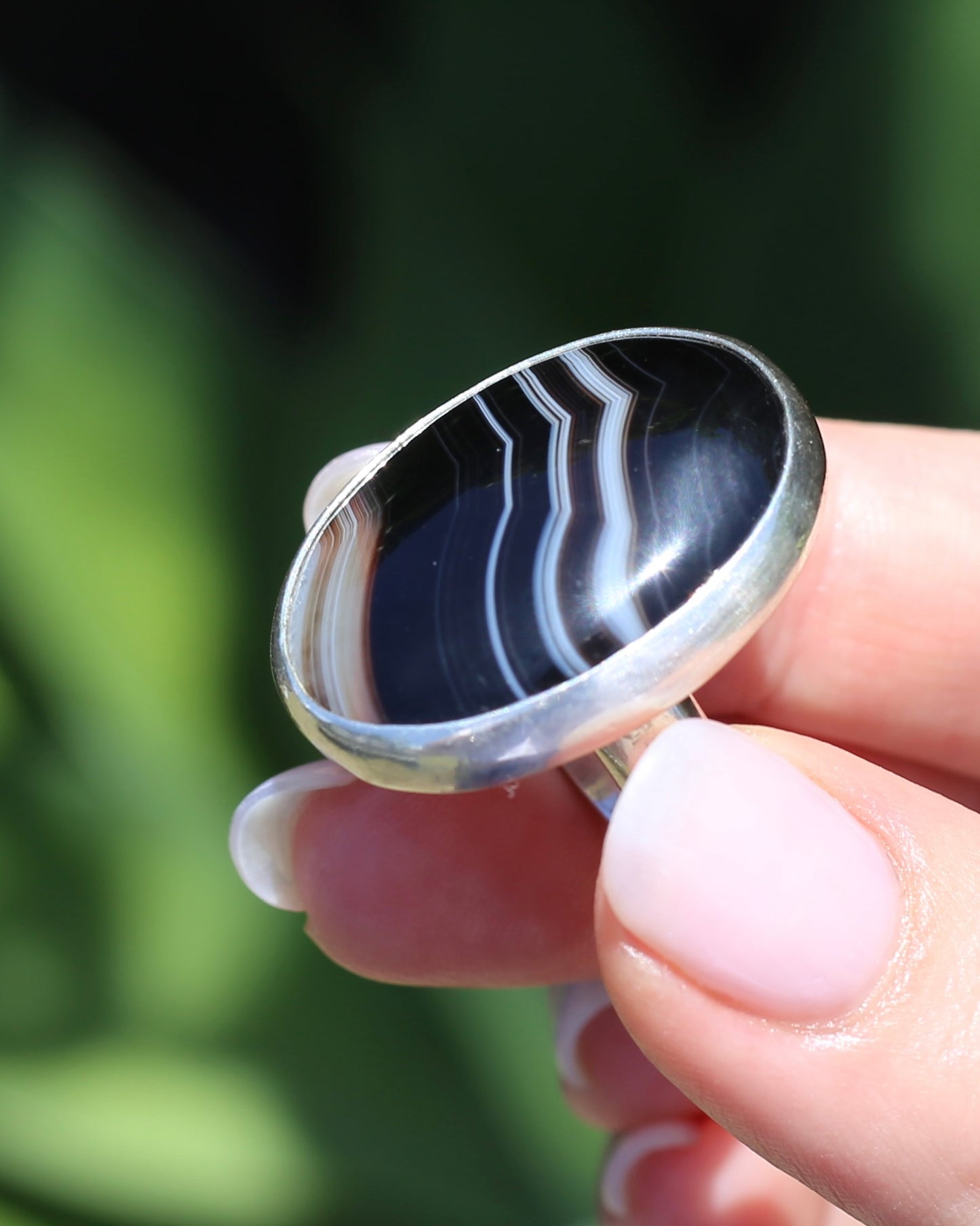 Chunky Bezel Set Natural Banded Agate Ring, Sterling Silver, size R or 8.5 (might feel half a size smaller), 19.7g