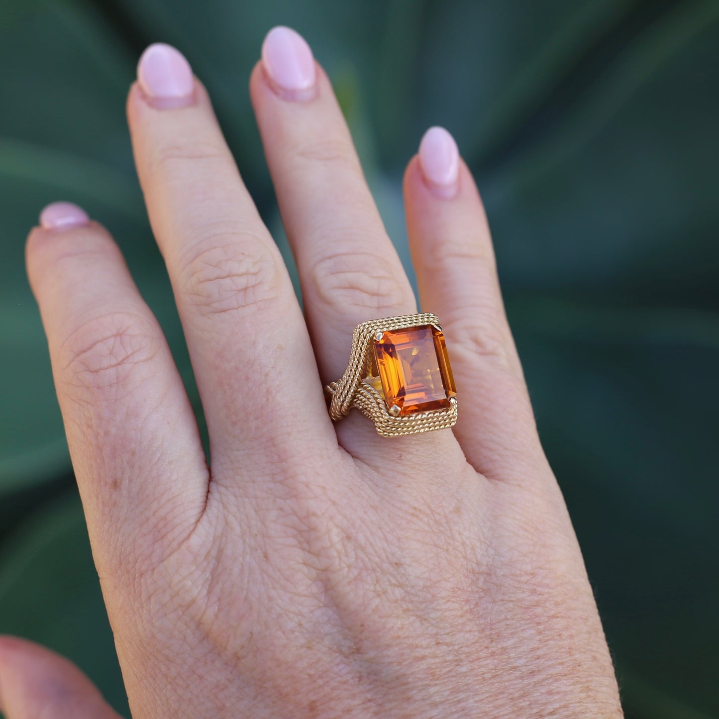 Italian Mid Centuty Chain Link 18ct Gold Cocktail Ring with Emerald Cut Orange Sapphire, 18ct Yellow Gold, size O or 7.25