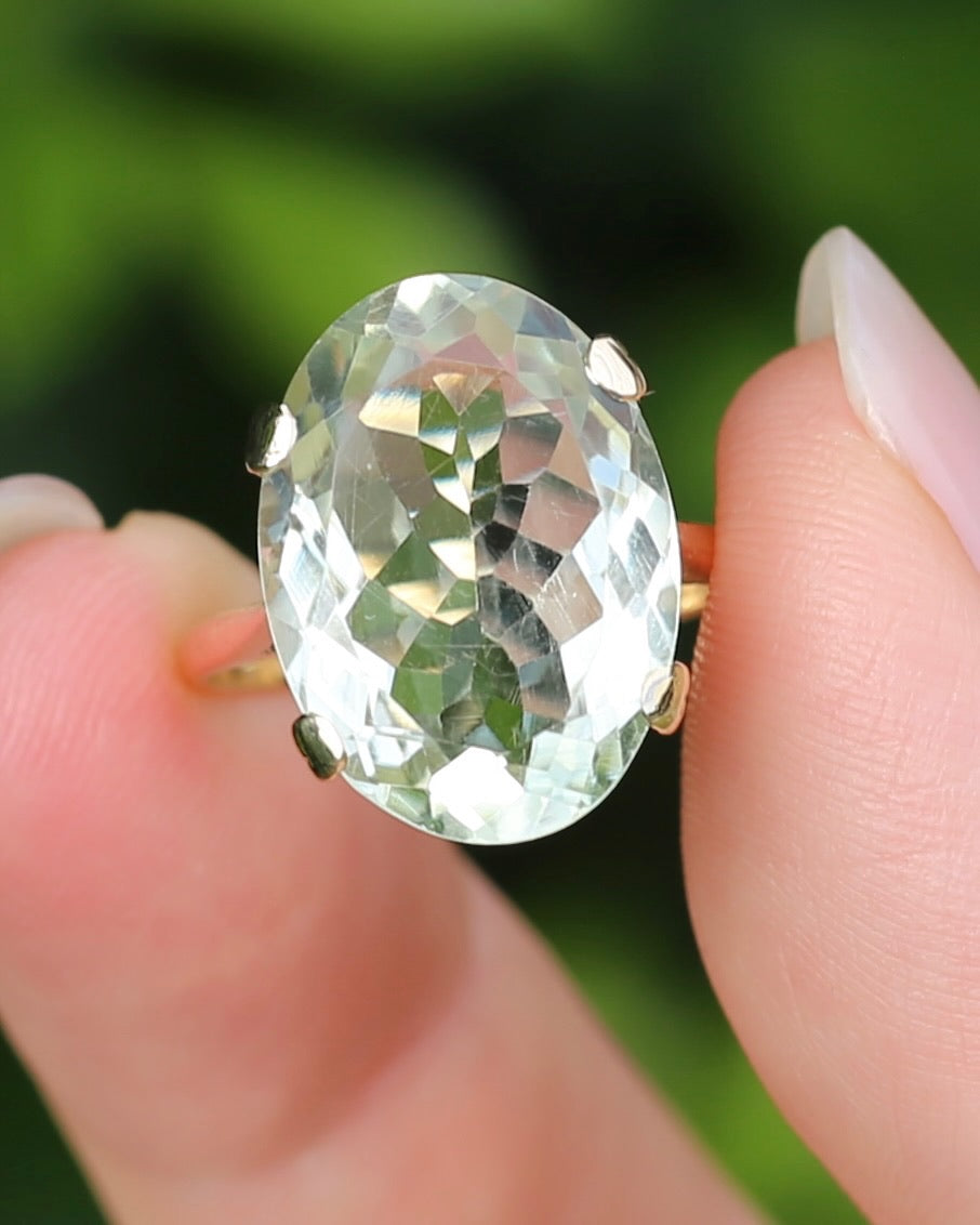 Vintage 10.5ct Oval Prasiolite or Green Amethyst Ring, 9ct Yellow Gold, size N1/2 or 7, 4.60g