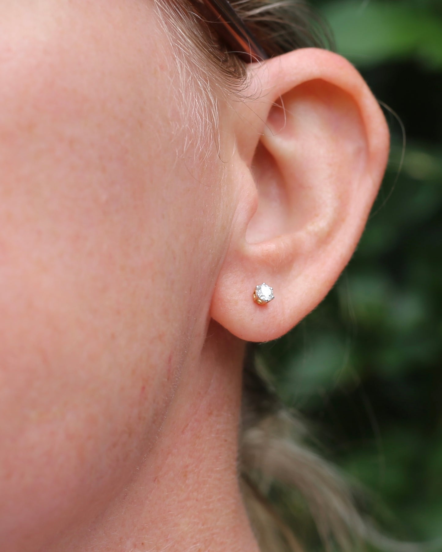 0.3ct Natural Diamond Screw Back Studs, 18ct Yellow Gold, 1.02g