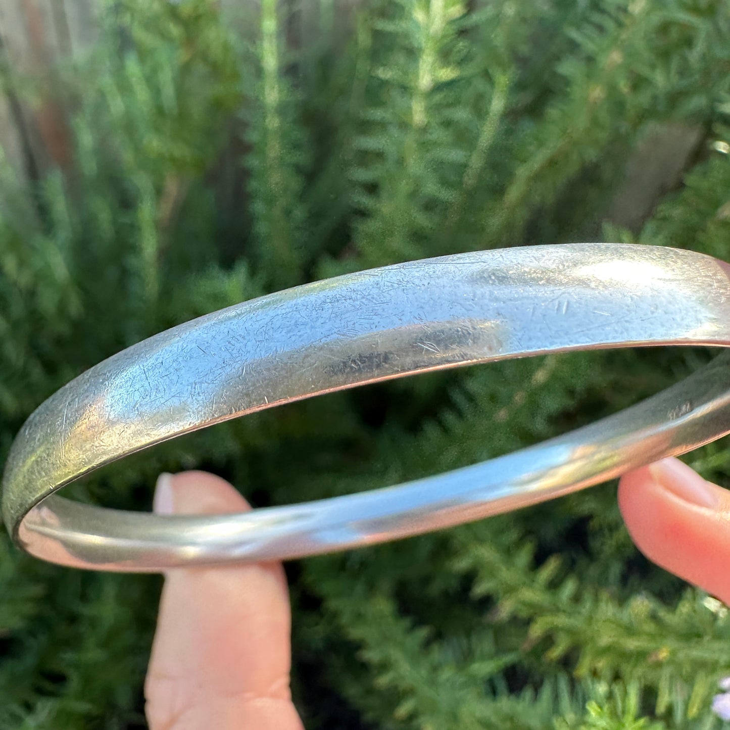 Vintage New Zealand Half round 6.75mm Silver Bangle 66mm internal diameter, 28.3g