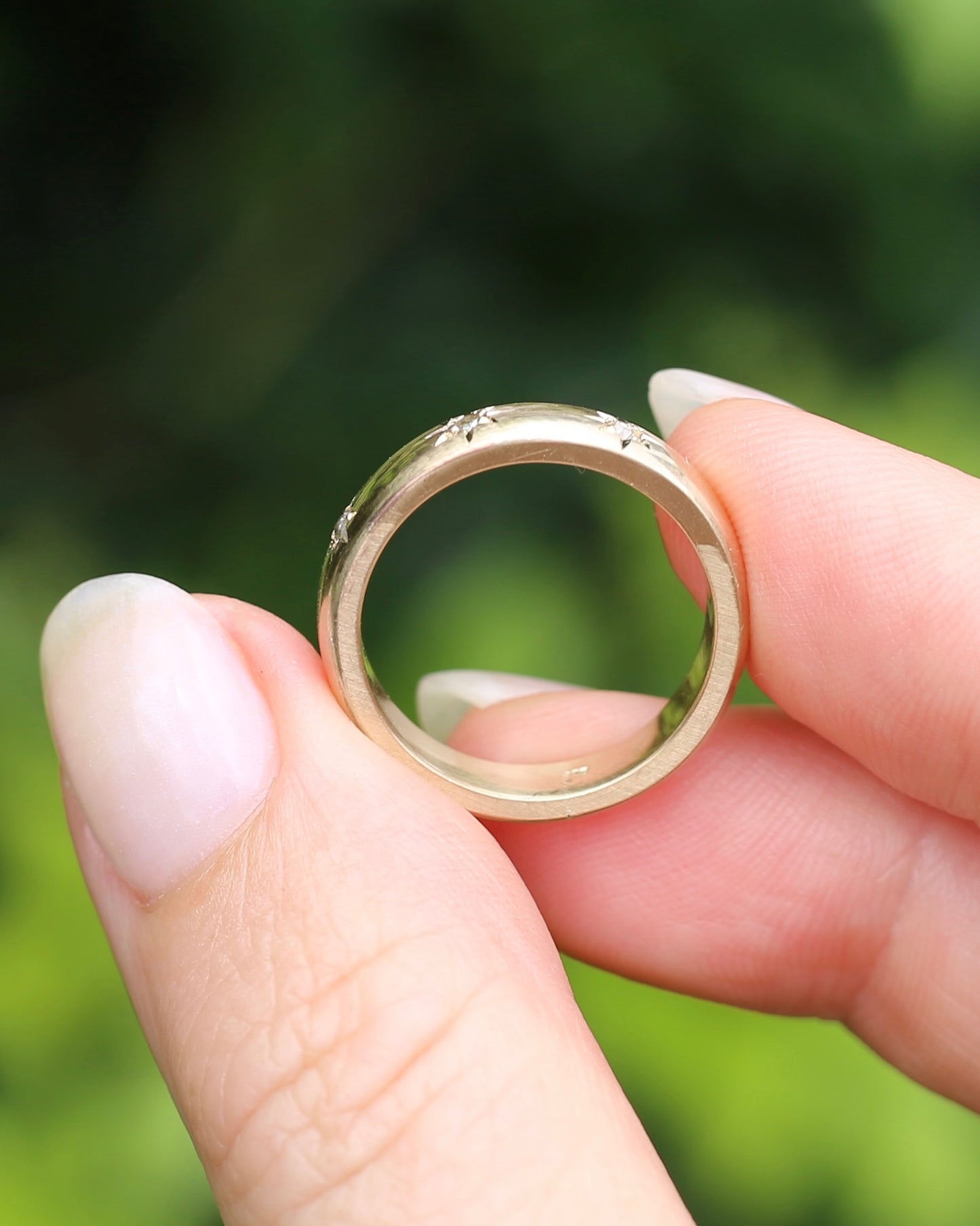 Reclaimed 9ct Yellow Gold Ring Star Set with 3 Rose Cut Diamonds, size O1/2 or 7.25 (fits about N1/2 or 7 due to width and chunk)