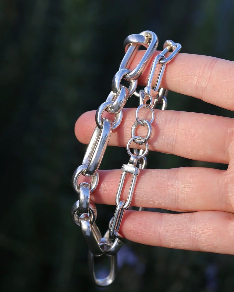 Australian Brand Semi Hollow Chunky Silver PaperClip Style Necklace, 39.7g, 45.5cm