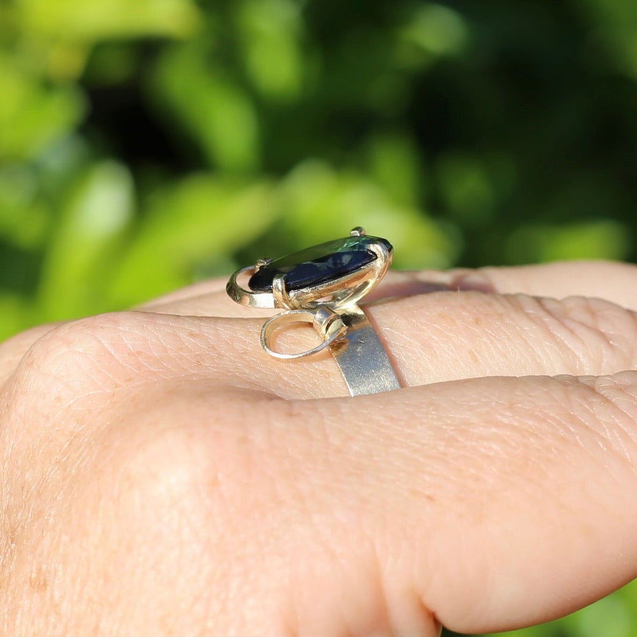 1980s 4ct Australian Parti Sapphire Retro Ring, 9ct Yellow Gold, size X or 11.5 (easily sizeable) with valuation