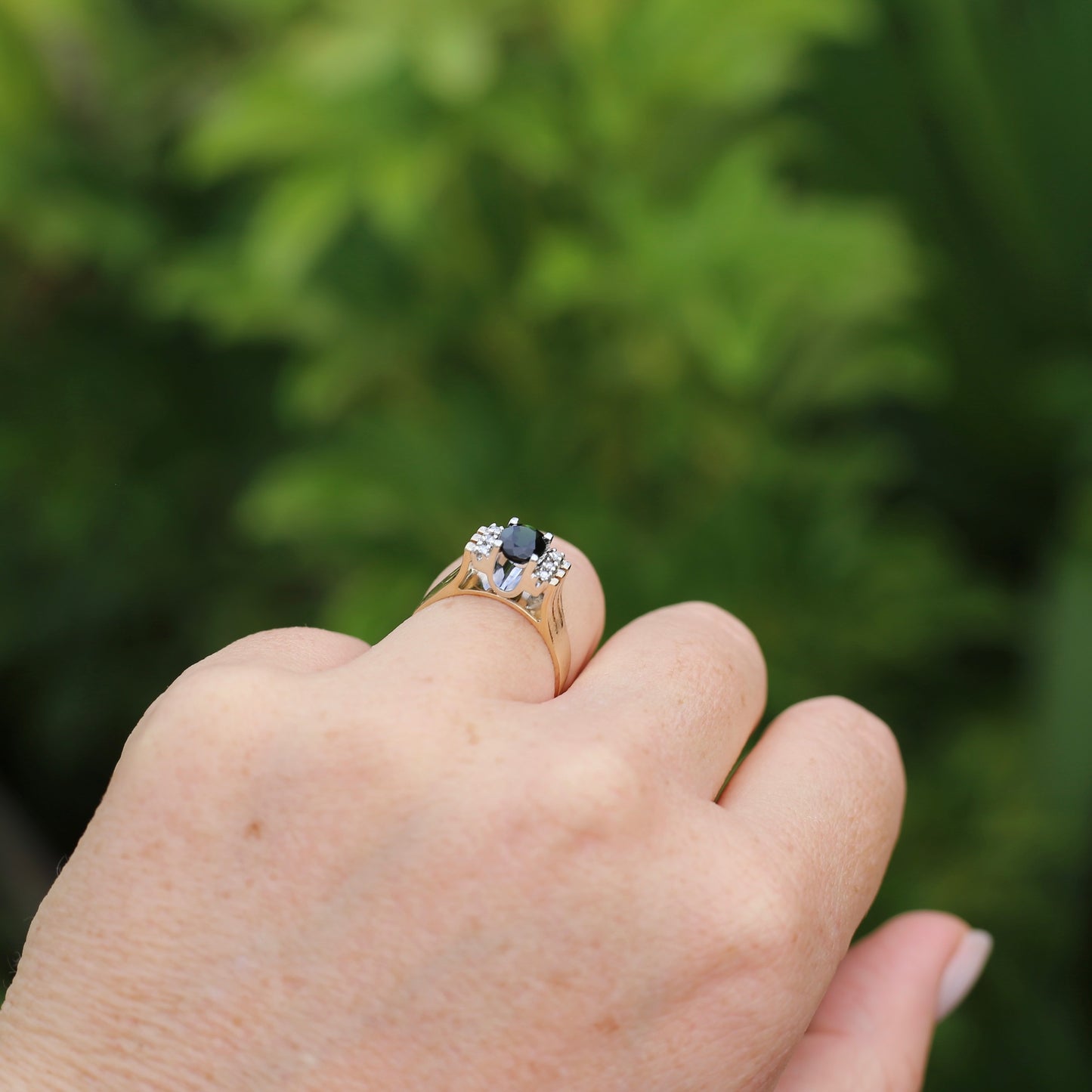 0.95ct Green Tourmaline and Diamond High Set Ring, 9ct White and Yellow Gold, size O or just over 7