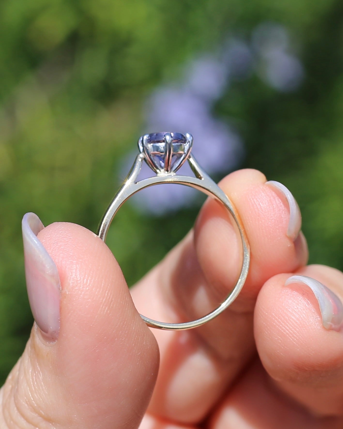 Hand Carved Australian Iolite Solitaire Ring, 9ct White and Yellow Gold, size S1/2 or 9.25, 3.03g