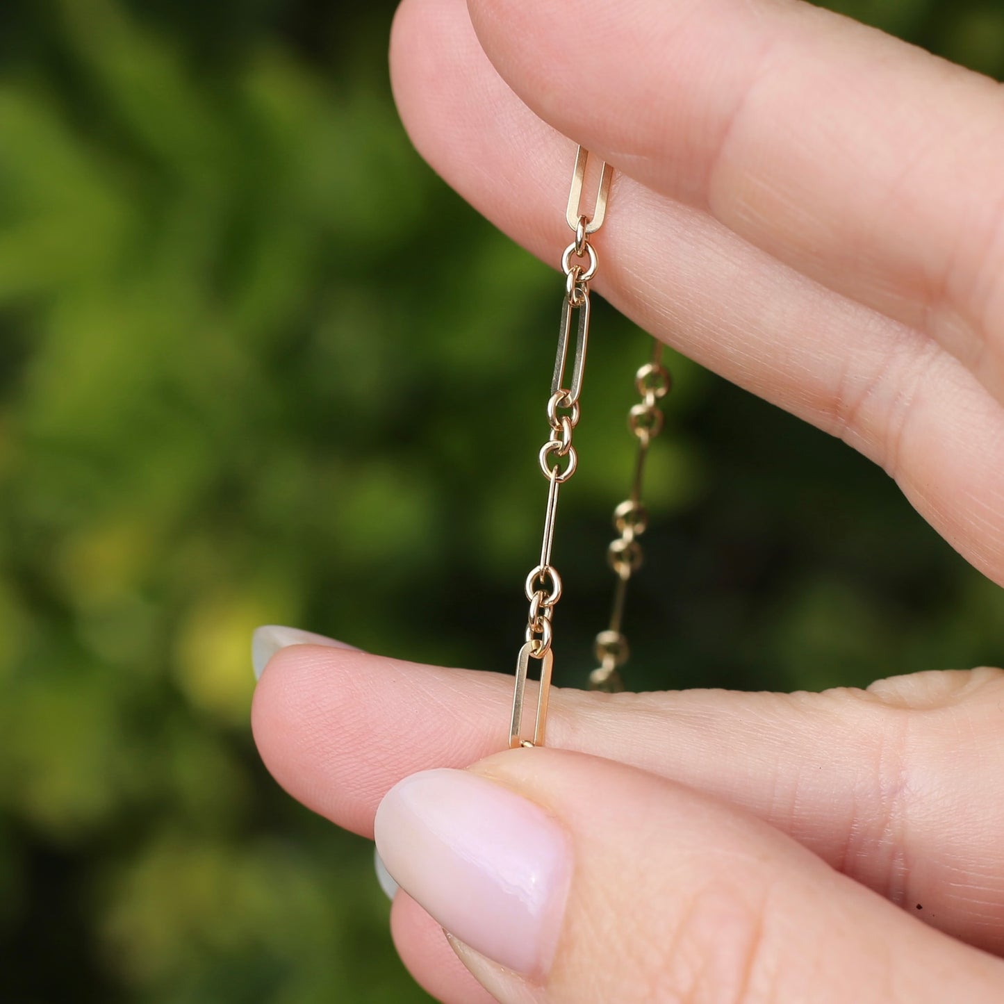 Delicate Paperclip Chain with T-bar, 9ct Yellow Gold, 47cm with 1cm T-Bar drop