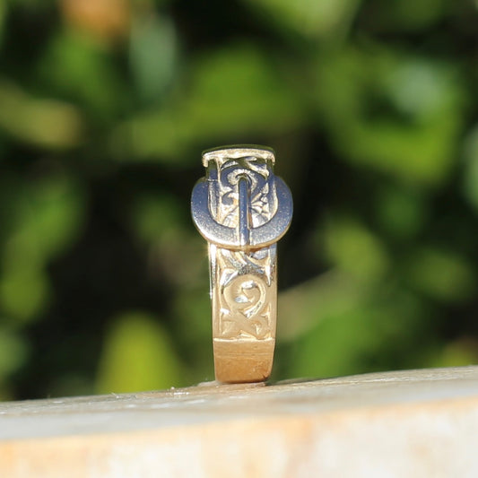 Vintage 9ct Yellow Gold Buckle Ring, Birmingham Made, size R or 8.5 (might fit smaller due to width)