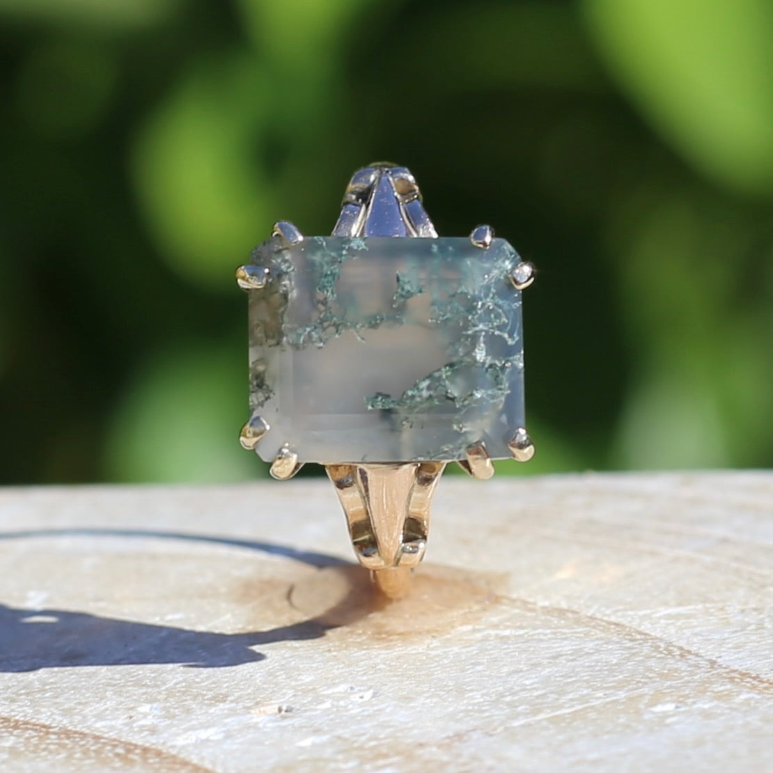 4.95ct Emerald Cut Moss Agate Ring with Fabulous Double Claws, 9ct Older Rosey Gold, size N1/2 or 6.75