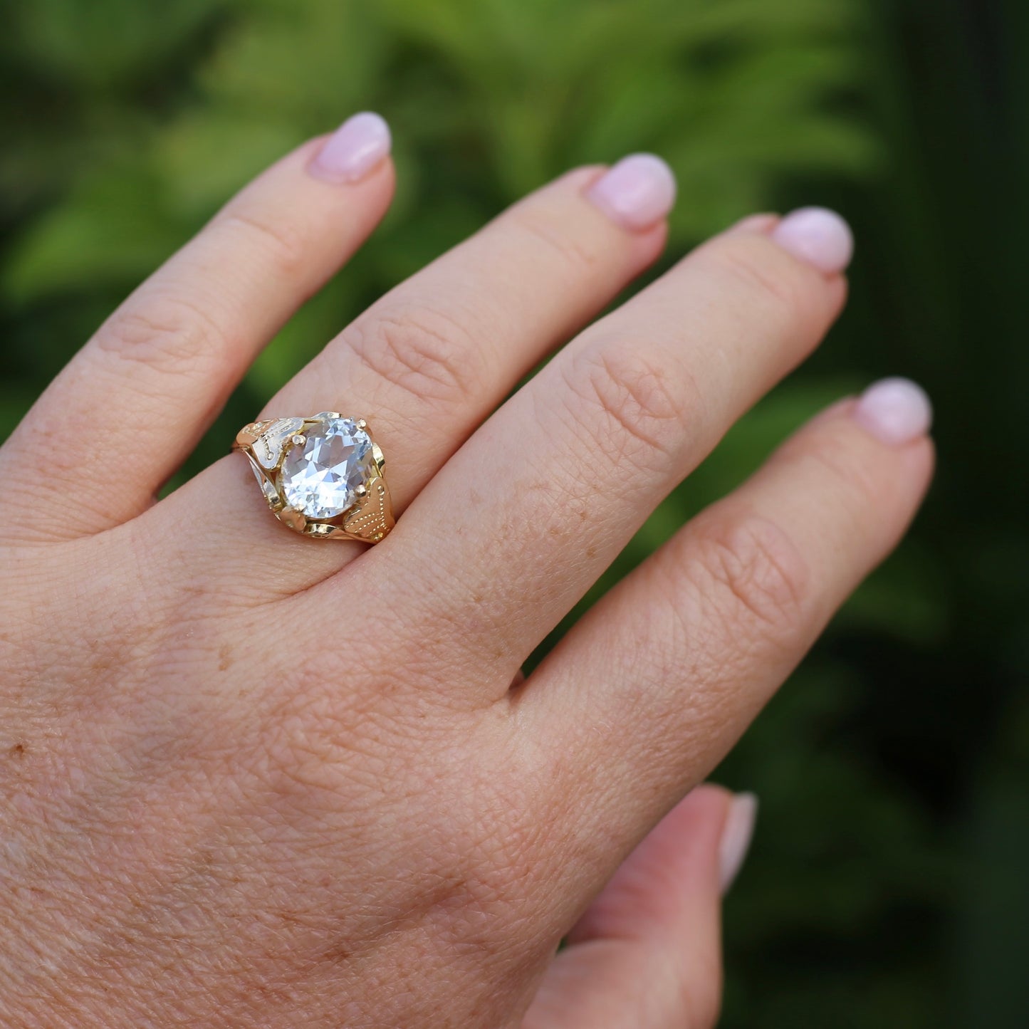 3.26ct Oval Natural Aquamarine in Hand Crafted 18ct Yellow Gold Ring, size P or 7.5, with Valuation