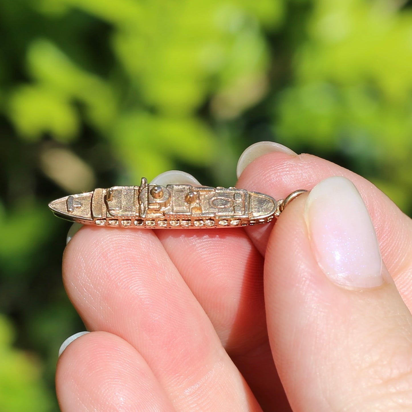 3.86g 9ct Gold Oriana Cruise Ship Charm from 1976, 9ct Yellow Gold.