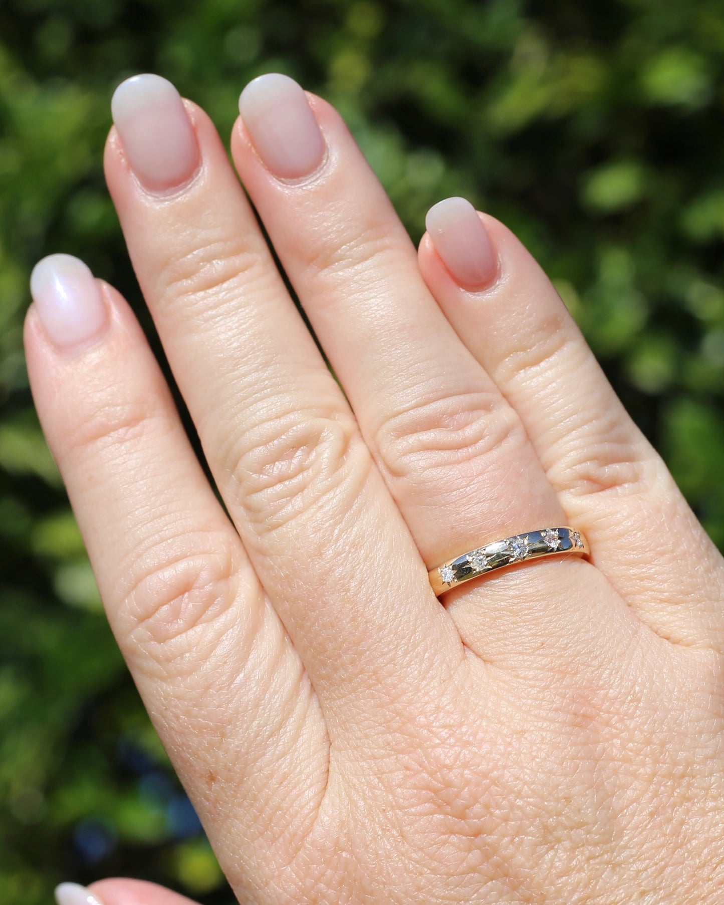 Reclaimed 9ct Yellow Gold Ring Star Set with 5 reclaimed Diamonds, size O1/2 or 7.25