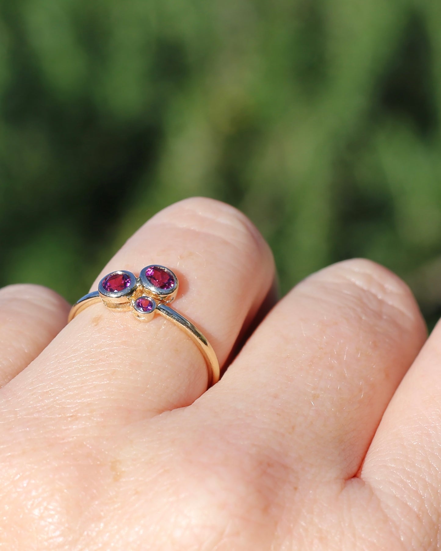 Rhodolite Garnet Three Stone Modern Bezel Set Bubble Trilogy, 9ct Yellow Gold, size O or 7.25, 1.75g