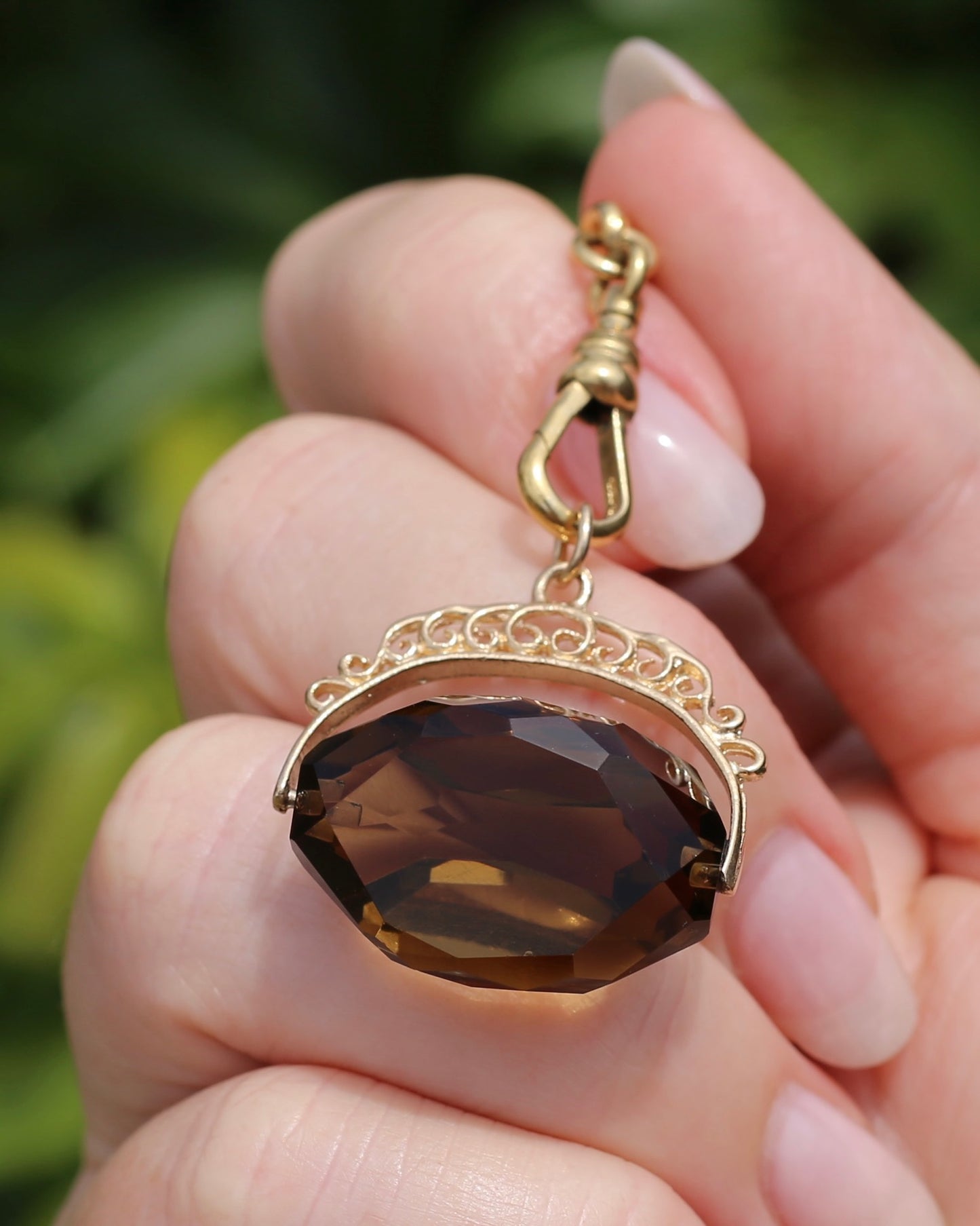 1975 Made Smoky Quartz Spinner Pendant, 9ct Yellow Gold, 8.99g