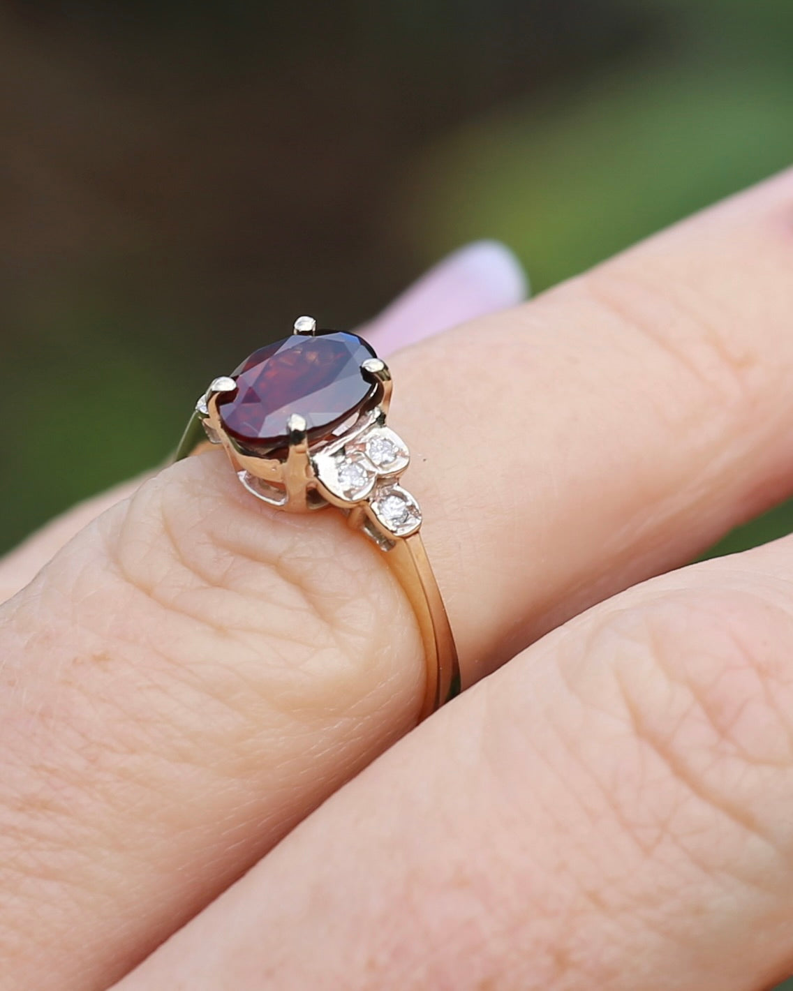 2.45ct Deep Red Whisky Zircon and Diamond RIng, 9ct Yellow Gold, size L or 5.75, 2.33g