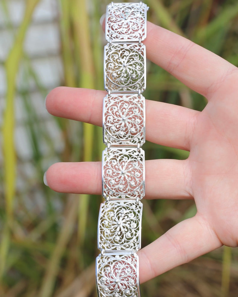 Vintage Filigree 835 Silver Bracelet with Safety Clasp, 835 European Silver, 20.75g, 7.5 inches or 19cm