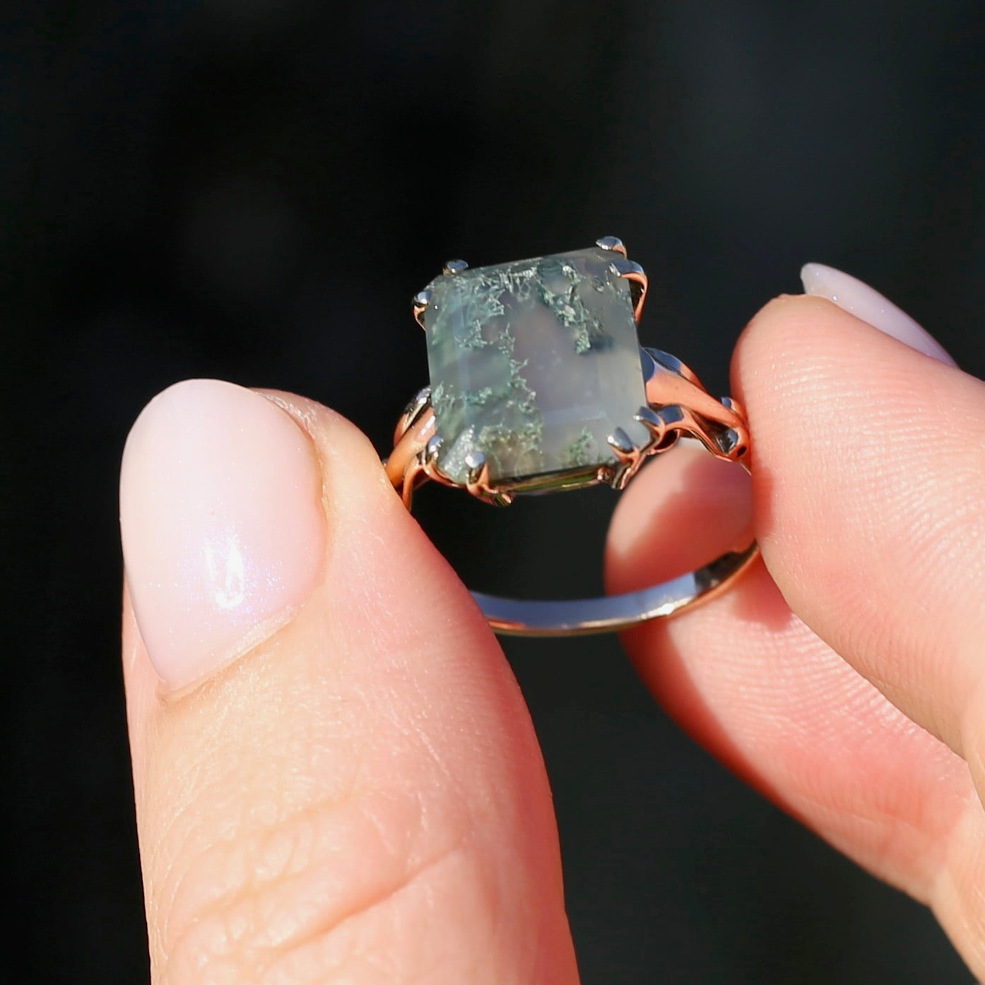 4.95ct Emerald Cut Moss Agate Ring with Fabulous Double Claws, 9ct Older Rosey Gold, size N1/2 or 6.75