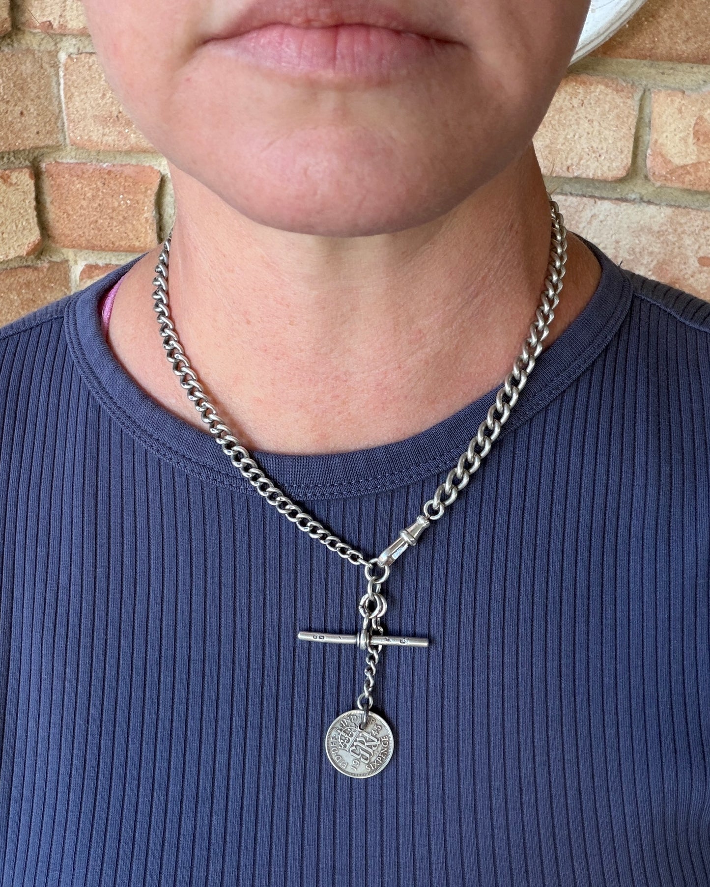 1907 Single Graduated Chester Made Curb Watch Chain with T-bar and 1945 Threepence and Single Albert Clasp, 30cm or 11.75 inches, 30.54g