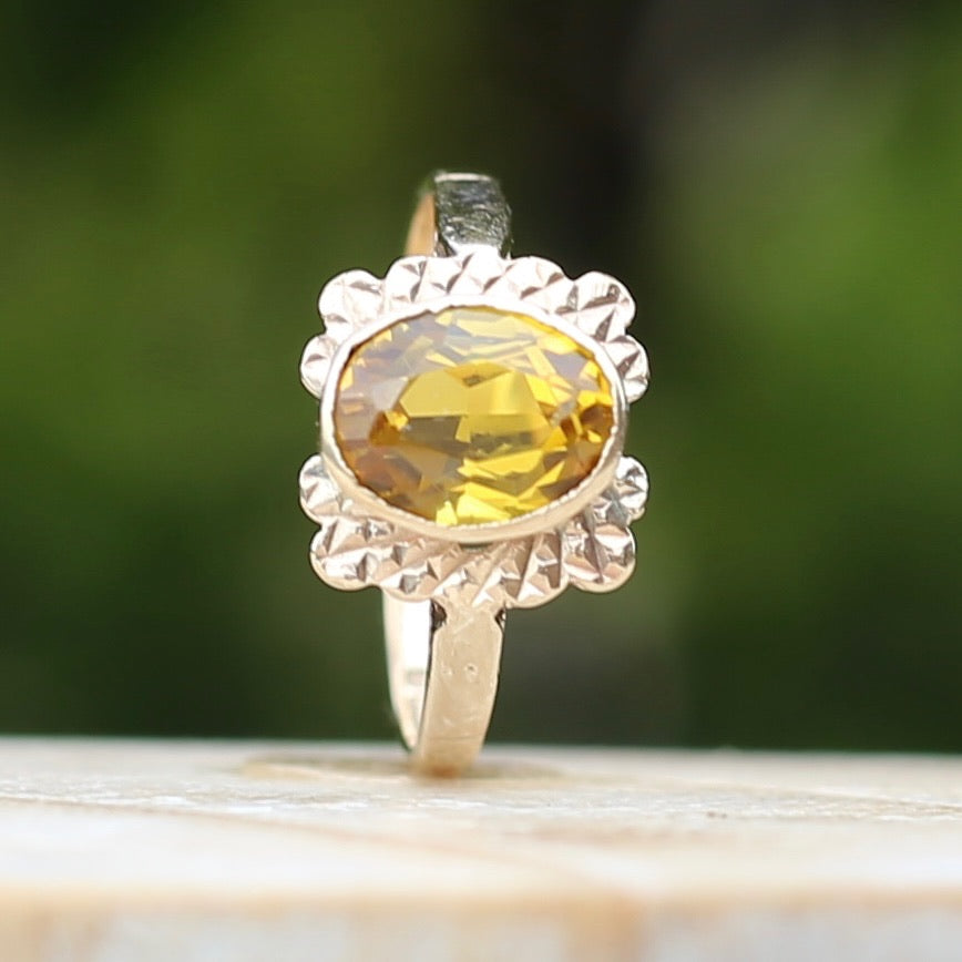 1994 Yellow Sapphire With Detailed Edges, 9ct Yellow Rosey Gold, size P or 7.5