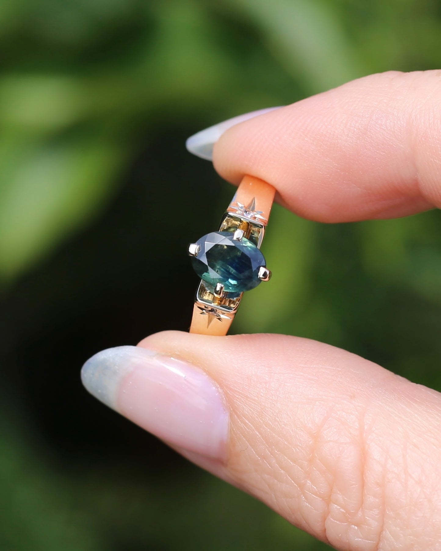 Circa 1970s 1.2ct Oval Australian Parti Sapphire Ring with Star Set Diamond Side Stones, 9ct Yellow Gold, size R1/2 or 8.75, 3.28g