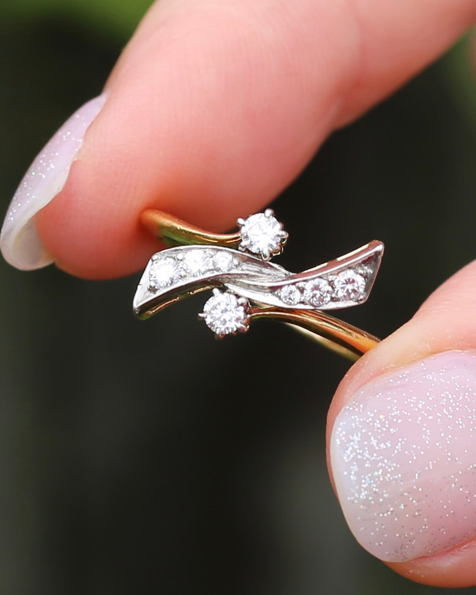 Antique Circa 1910 "Belle Epoque Toi et Moi" Asymmetric Diamond Bow Ring, 18ct Yellow Gold and Platinum, size L1/2 or 6, 3.62g