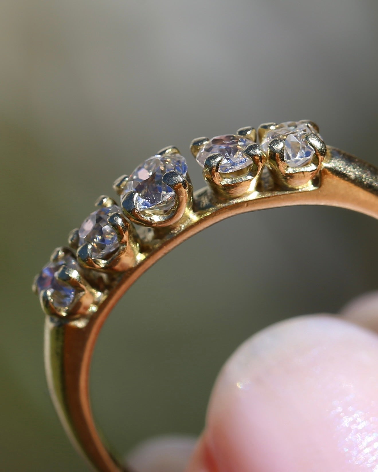 Five Stone Old Cut Diamond Ring approx 0.85ct, Claw Set, 18ct Yellow Gold, size T or 9.5