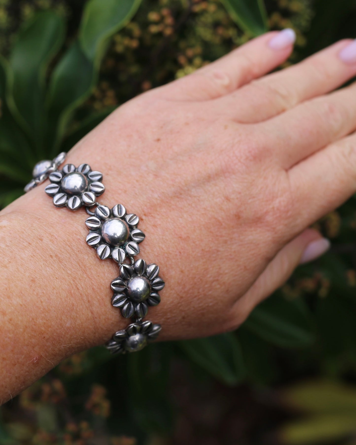 Chunky Vintage Mexican Silver Daisy/ Sunflower Bracelet, Sterling Silver, 18.5cm or 7.25 inches, 44.52g