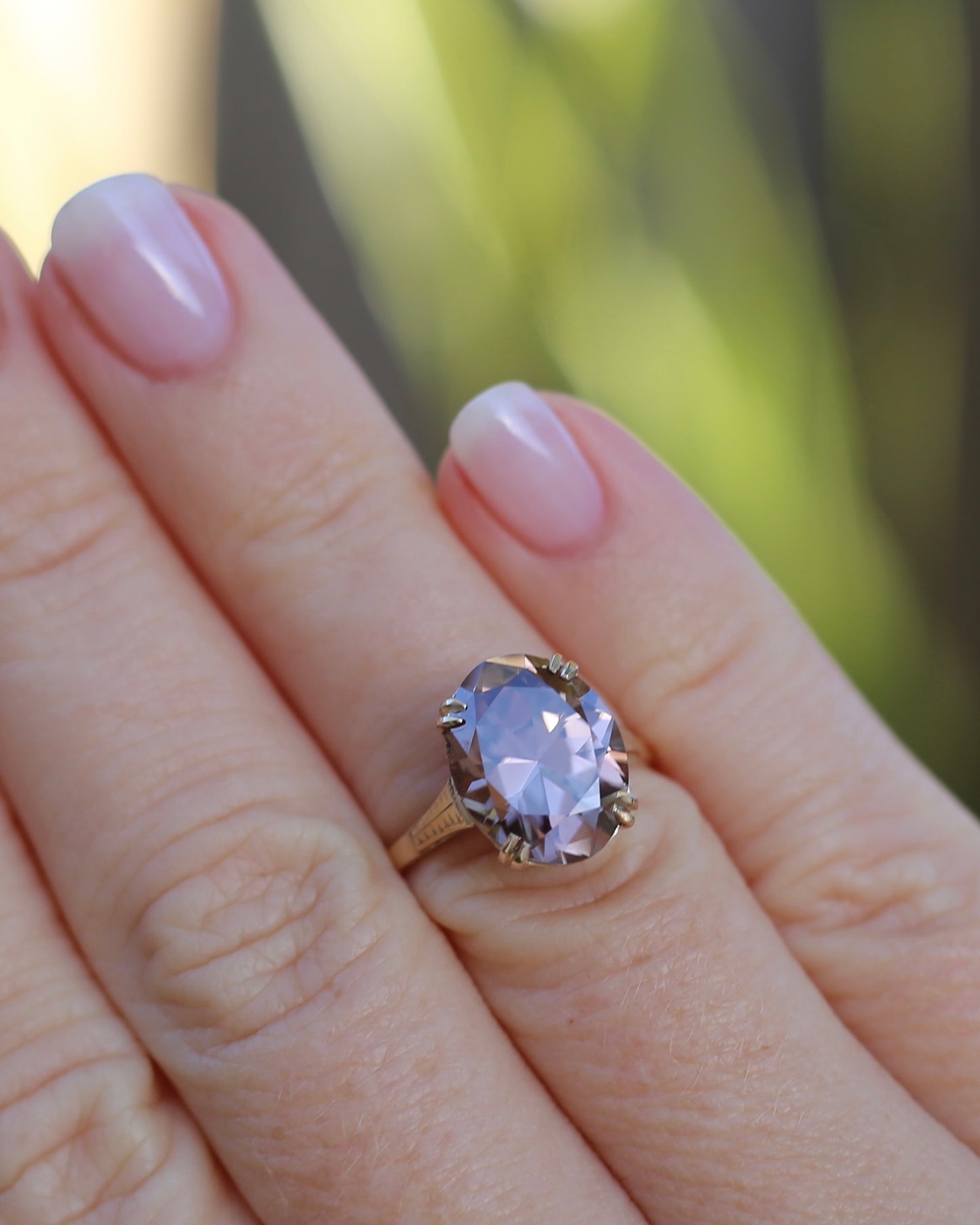 ON HOLD 7.9ct Mauve Damask Rose Oval Natural Zircon in Vintage 9ct Double Claw Ring, 9ct Yellow Gold, size M or 6.25, 3.59g