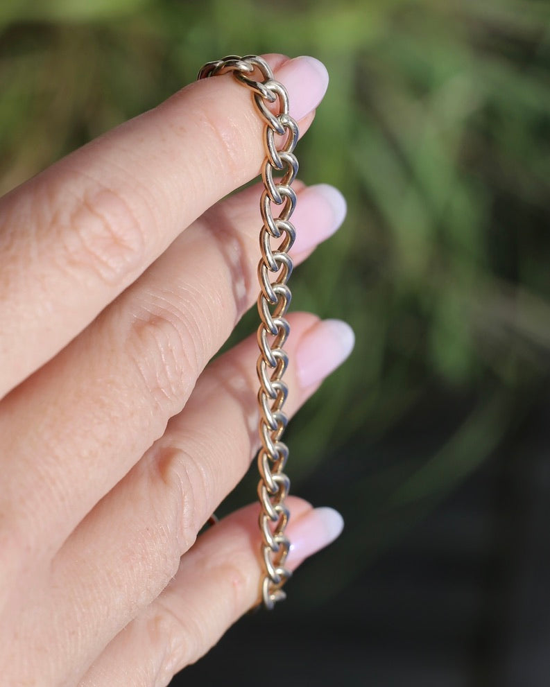 Vintage Australian Rodd and Co. Curb Bracelet with Safety Chain, 15.3g, 18.5cm or 7.25 inches