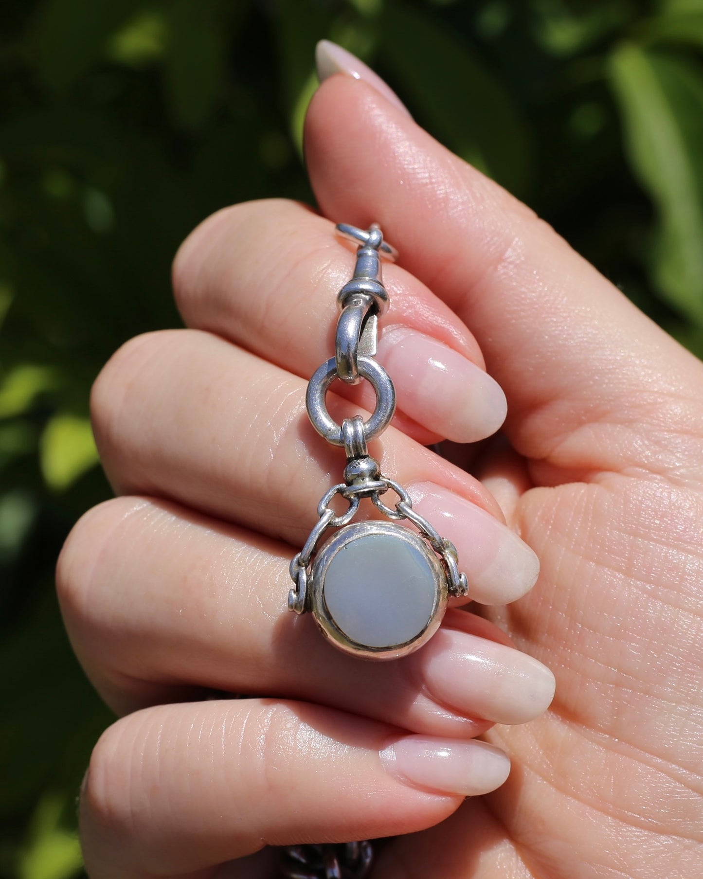 Vintique Spinner Fob with Chain Detail and Agate Faces, 5.4g