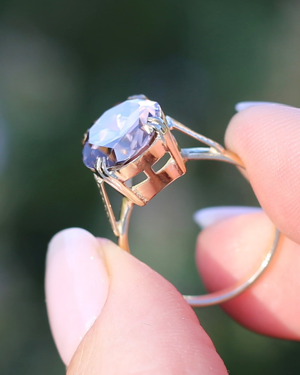 ON HOLD 7.9ct Mauve Damask Rose Oval Natural Zircon in Vintage 9ct Double Claw Ring, 9ct Yellow Gold, size M or 6.25, 3.59g