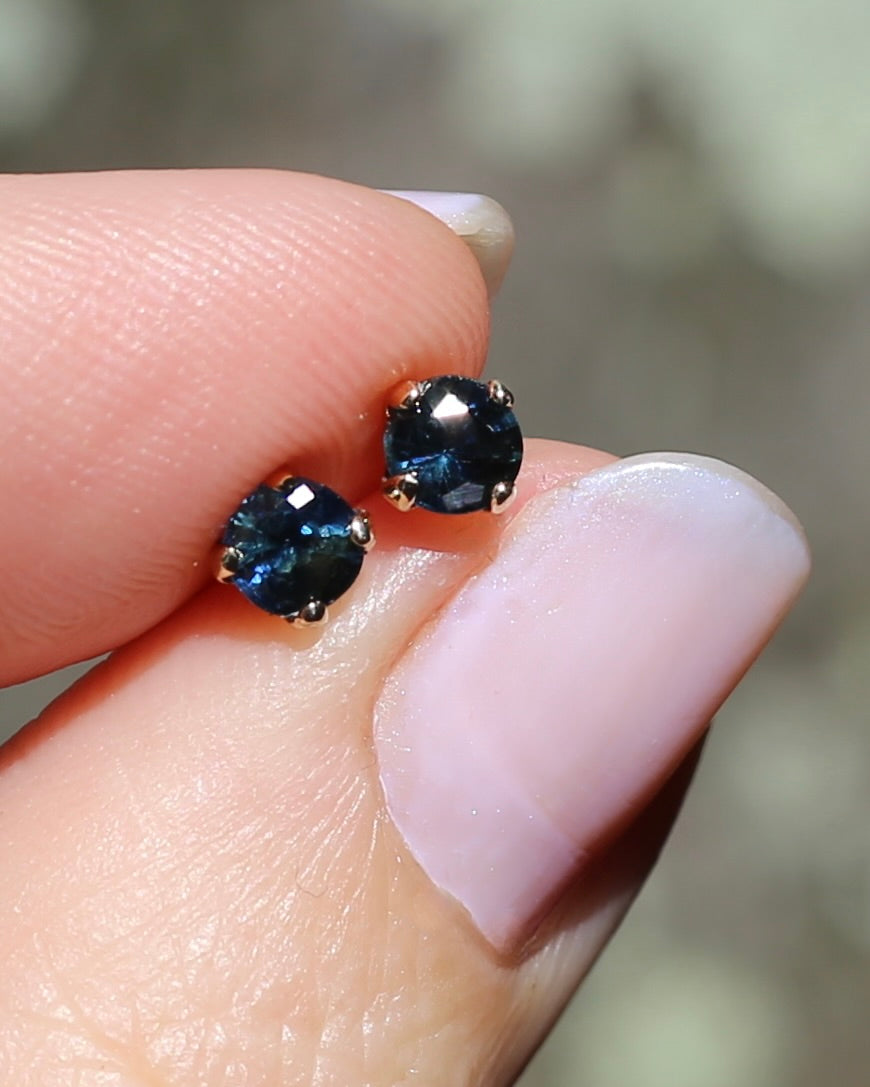 0.9ct Natural Blue and Teal Sapphire Studs, 9ct Yellow Gold, 0.92g
