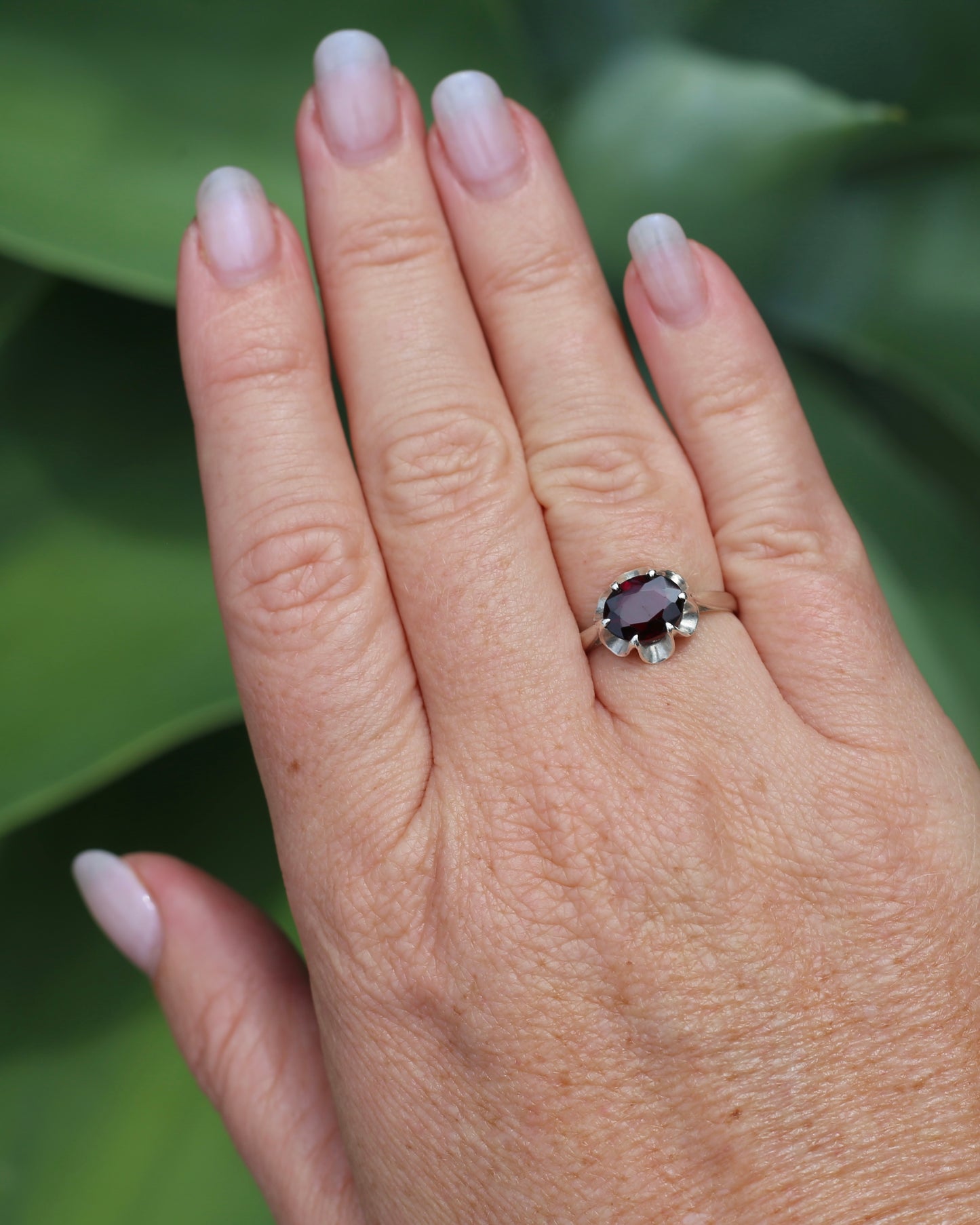 On HOLD Vintique Rhodolite Garnet Belcher Ring, Sterling Silver, size O1/2 or 7.5, 2.44g