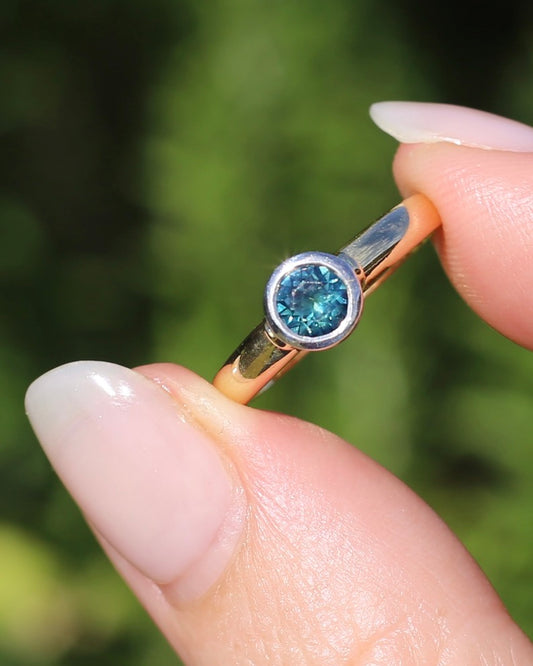 On Hold Vintage 0.55ct Natural Blue Turquoise Parti Sapphire, Bezel Set Vintage 18ct White and Yellow Gold, size M1/2 or just over 6.25, 3.09g, with Valuation