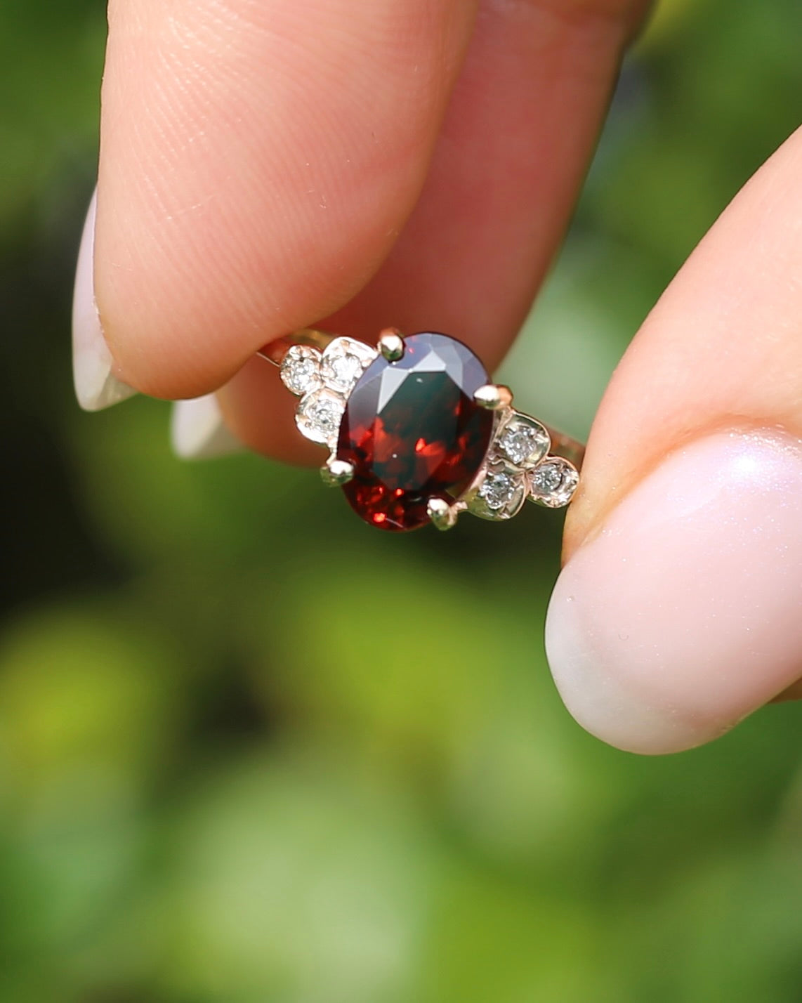 2.45ct Deep Red Whisky Zircon and Diamond RIng, 9ct Yellow Gold, size L or 5.75, 2.33g