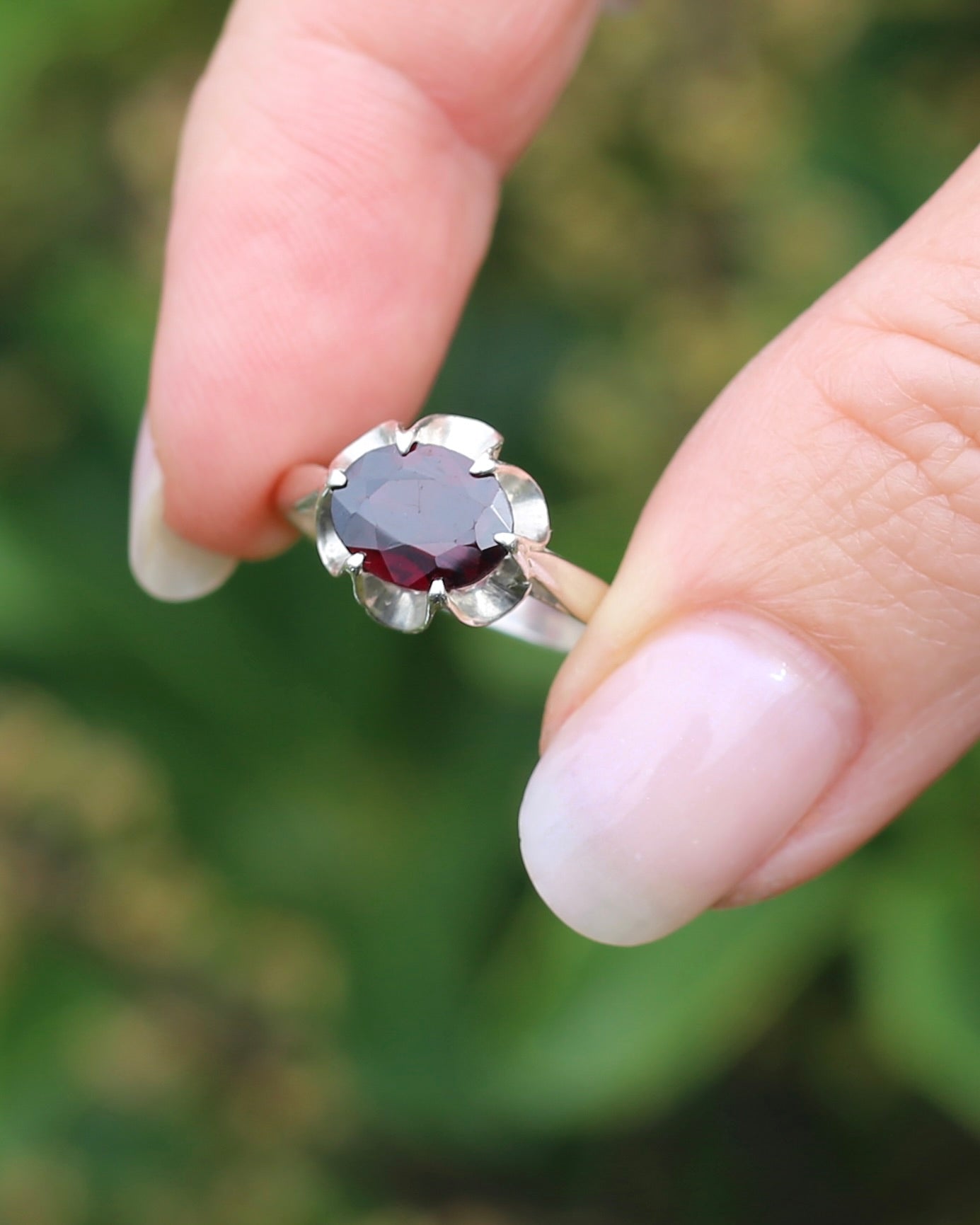 On HOLD Vintique Rhodolite Garnet Belcher Ring, Sterling Silver, size O1/2 or 7.5, 2.44g