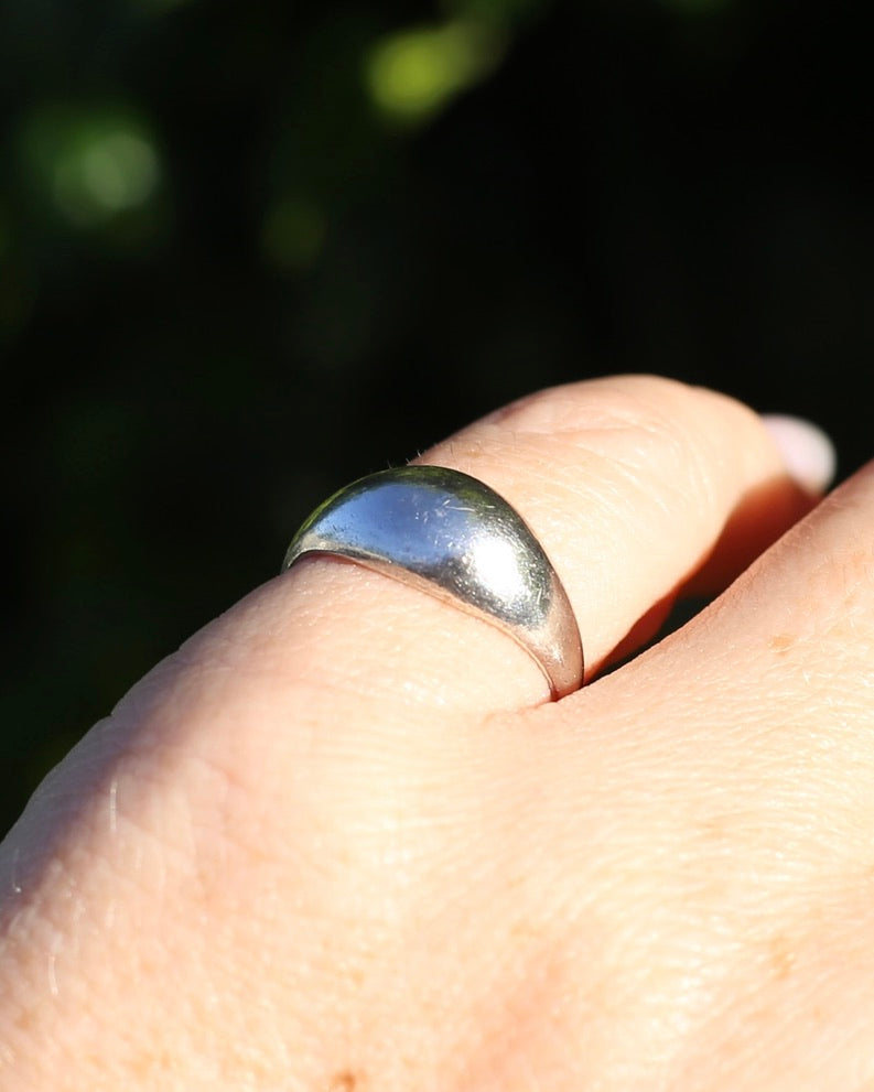 Vintage Silver Bombe Ring, Sterling Silver, size 6.25 or M, 2.6g