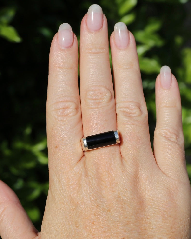 Curved Onyx and Silver Ring, Sterling Silver, Size V1/2 or 10.75, 8.4g