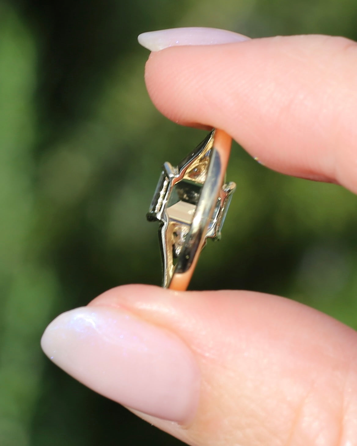 1.4ct Emerald Cut Aquamarine with Natural Diamond Set Split Shoulders, 9ct Yellow Gold, size 8 or Q, 2.31g