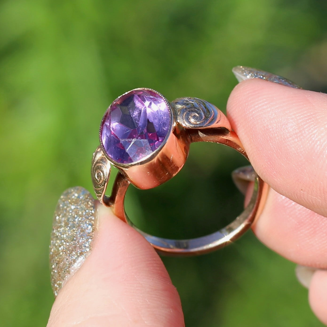 7ct Colour Change Sapphire Russian Cocktail Ring 1960s-1970s, 14ct Rose Gold, size Q or 8.25